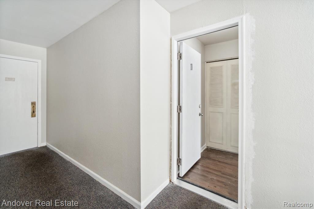 330 South Drake Road, Unit M08 Kalamazoo, MI 49009 - Photo 31 of 64