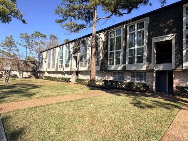 $198,000 | 12633 Memorial Drive, Unit 74, Houston, TX 77024