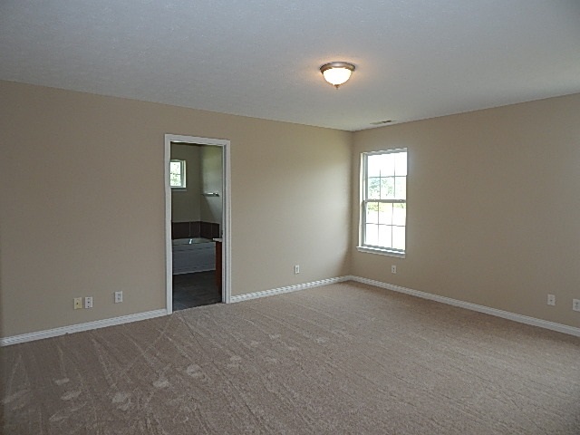 10421 Chatteris Road Evansville, IN 47725 - Photo 2 of 15