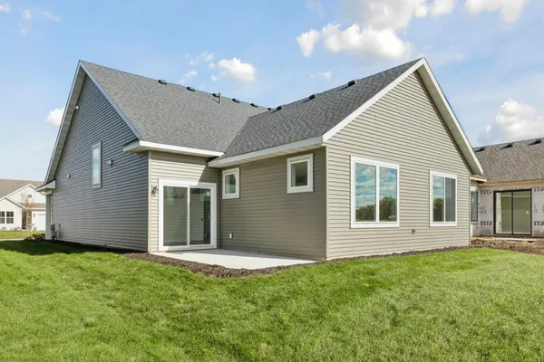 $482,745 | 10933 37th Street North, Lake Elmo, MN 55042