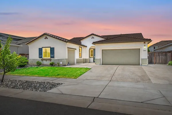 $874,900 | 10442 Montaria Way, Elk Grove, CA 95757