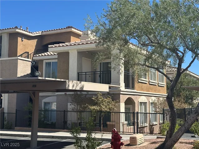 $1,400 | 2900 Sunridge Heights Parkway, Unit 728, Henderson, NV 89052