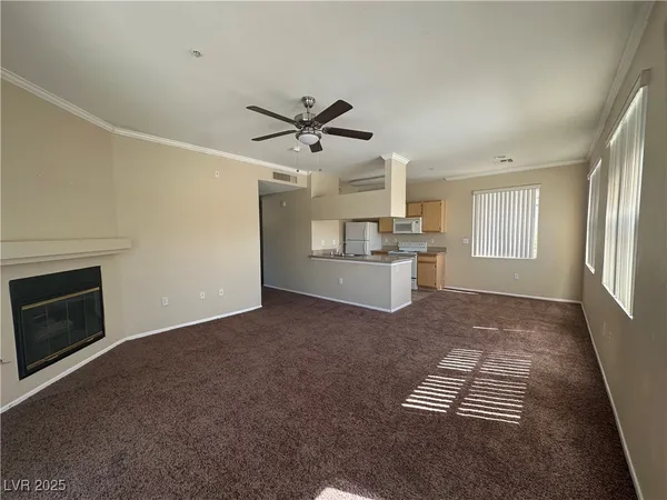 $1,200 | 2900 Sunridge Heights Parkway, Unit 728, Henderson, NV 89052