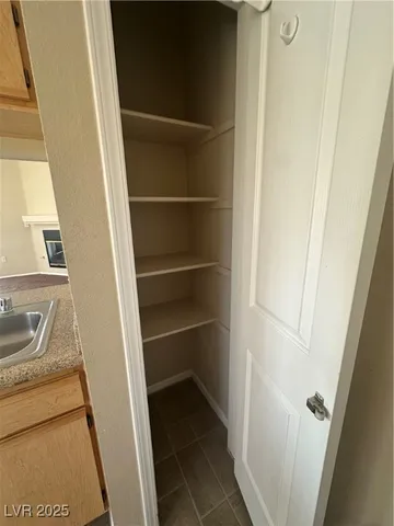 $1,400 | 2900 Sunridge Heights Parkway, Unit 728, Henderson, NV 89052