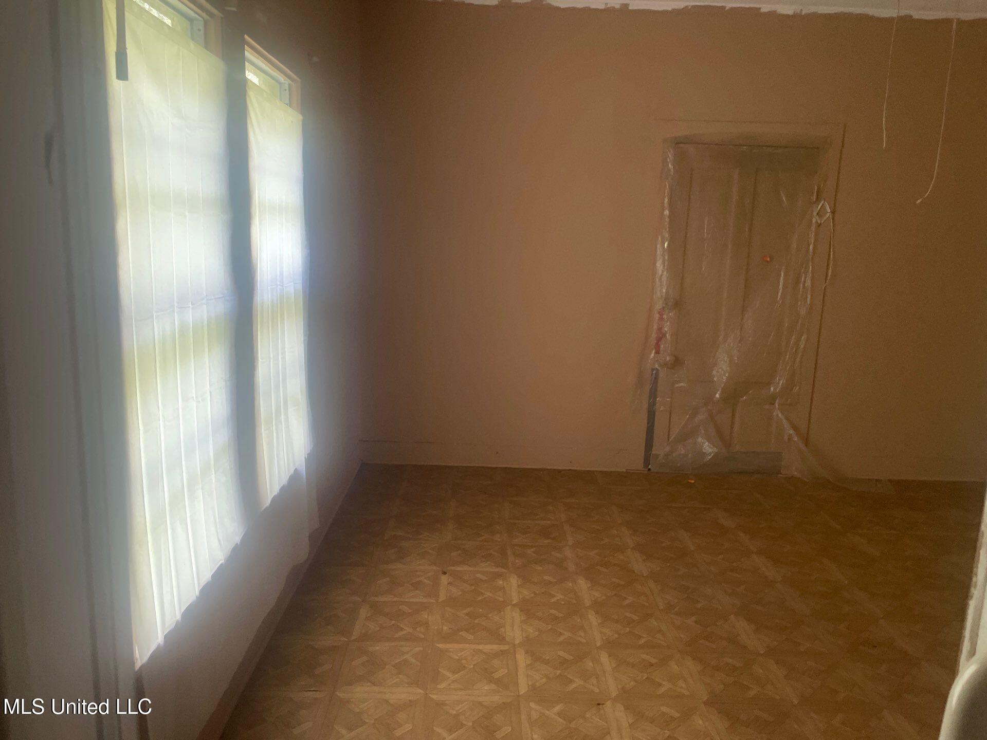 9234 Null Road Lauderdale, MS 39335 - Photo 11 of 21 175-Sep 18 2025 03_14pm-m621