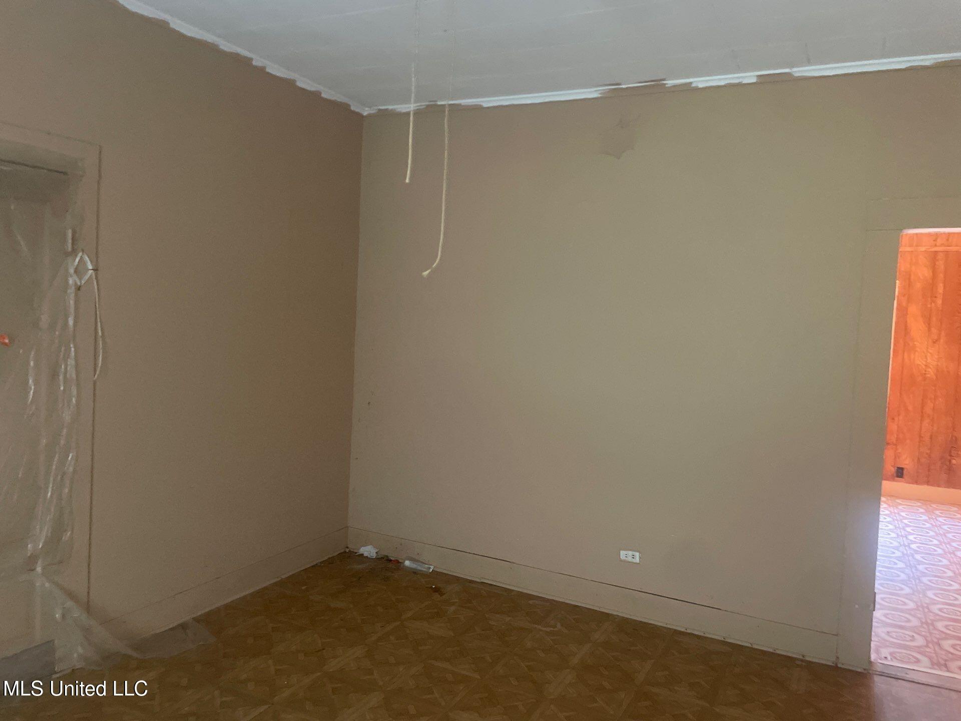 9234 Null Road Lauderdale, MS 39335 - Photo 12 of 21 182-Sep 18 2025 03_14pm-rnJp