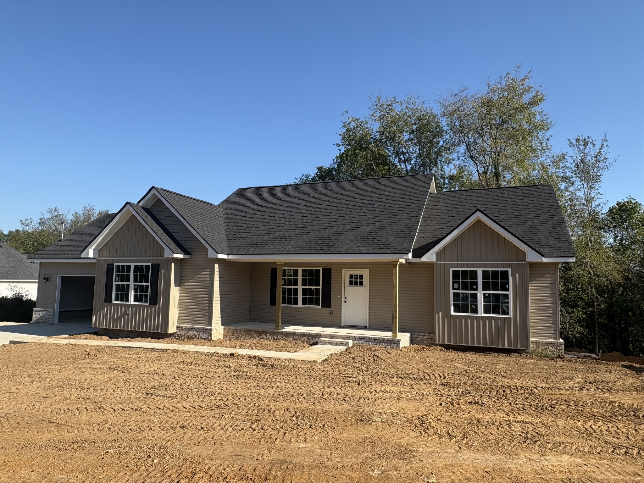 127 Crestview Drive Lewisburg, TN 37091 - Photo 2 of 28