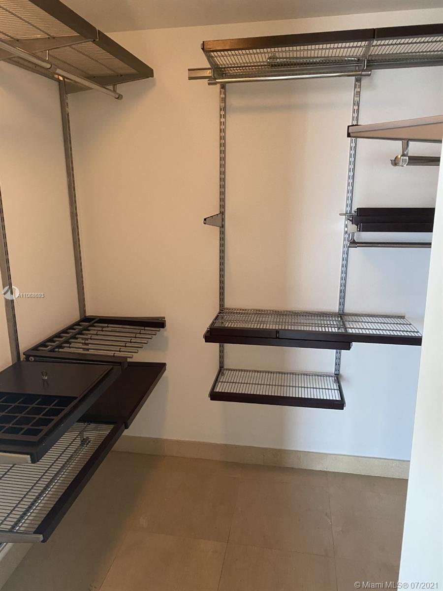 185 Southwest 7th Street, Unit 4103 Miami, FL 33130 - Photo 11 of 20