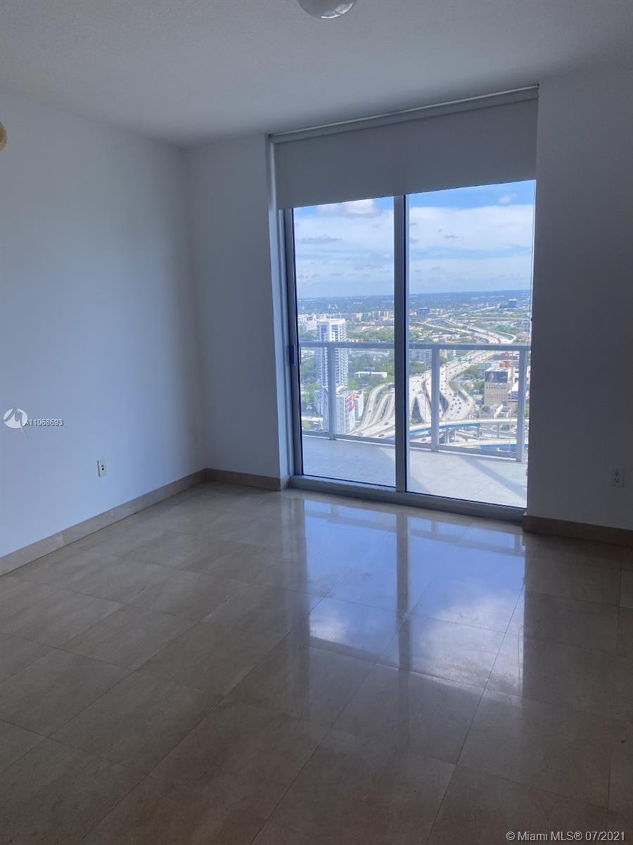 185 Southwest 7th Street, Unit 4103 Miami, FL 33130 - Photo 13 of 20