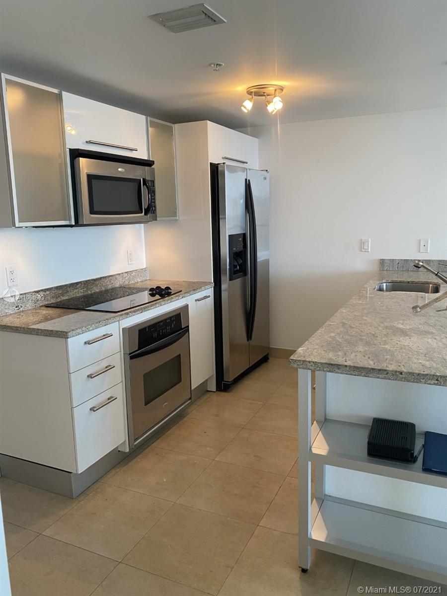 185 Southwest 7th Street, Unit 4103 Miami, FL 33130 - Photo 6 of 20