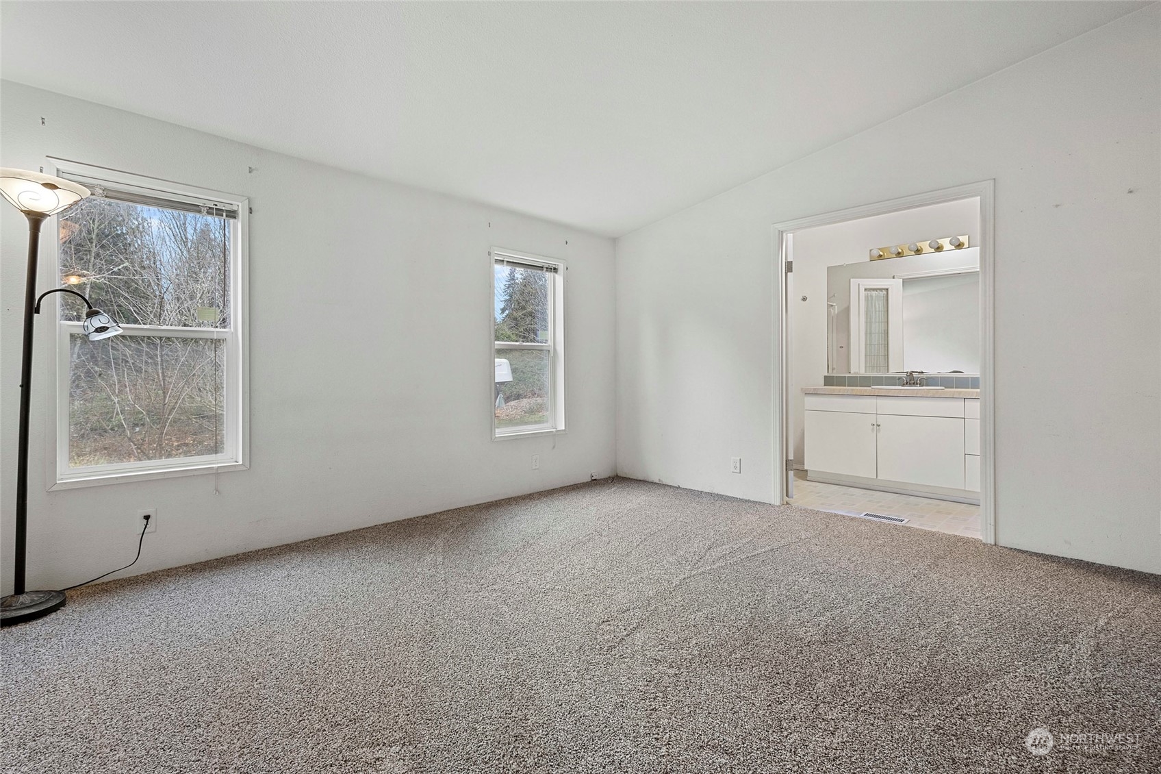 611 Manley Road Bellingham, WA 98229 - Photo 12 of 38 Gallery Image 12