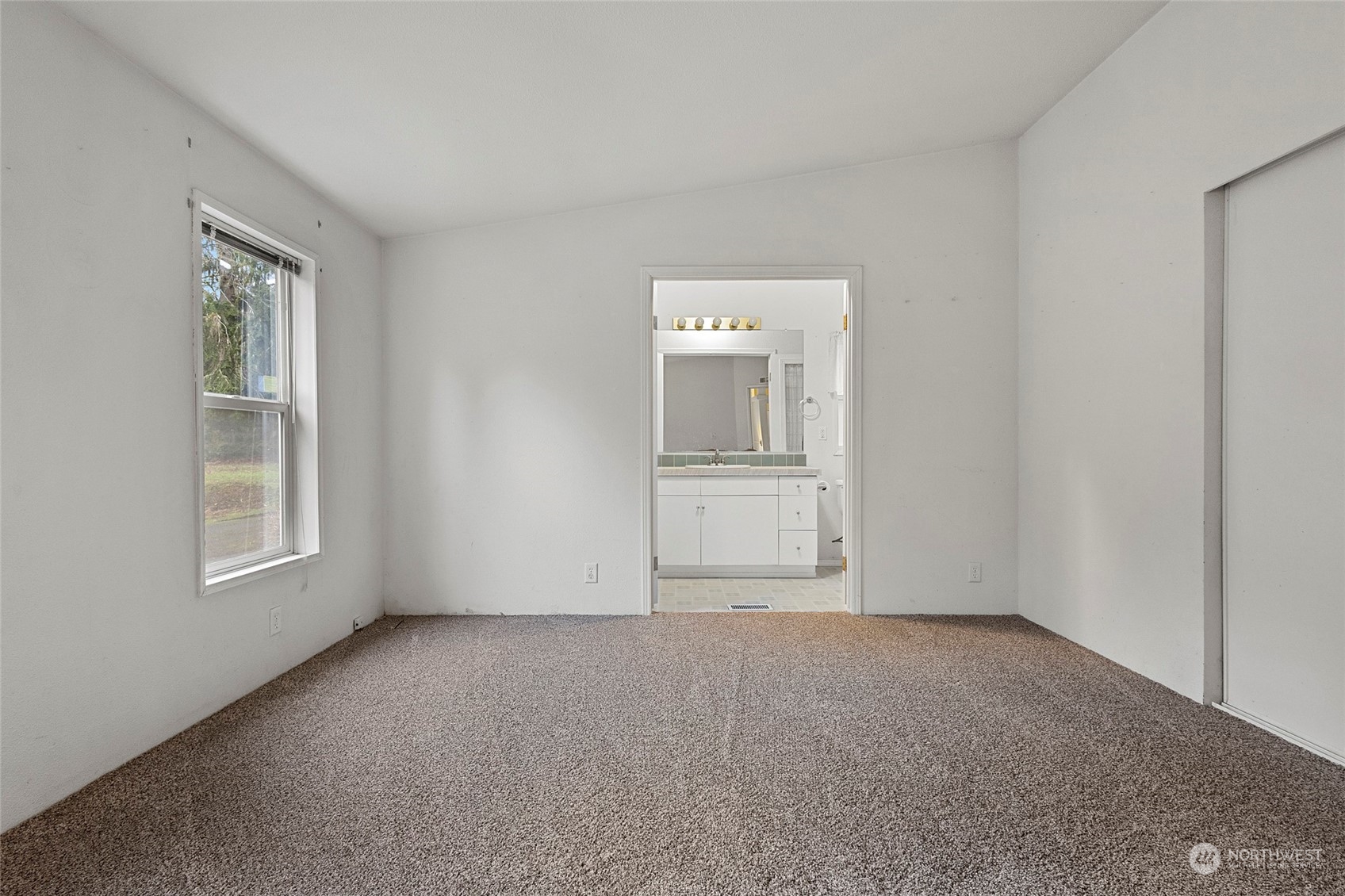 611 Manley Road Bellingham, WA 98229 - Photo 13 of 38 Gallery Image 13