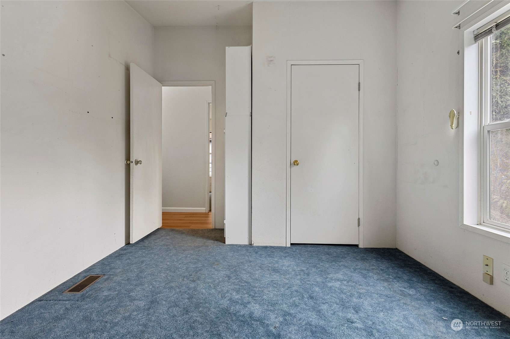 611 Manley Road Bellingham, WA 98229 - Photo 16 of 38 Gallery Image 16