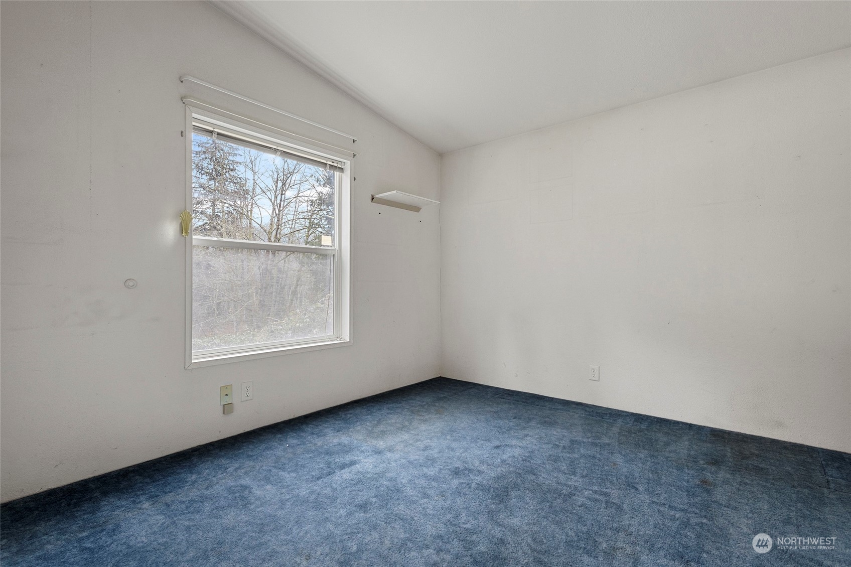 611 Manley Road Bellingham, WA 98229 - Photo 17 of 38 Gallery Image 17
