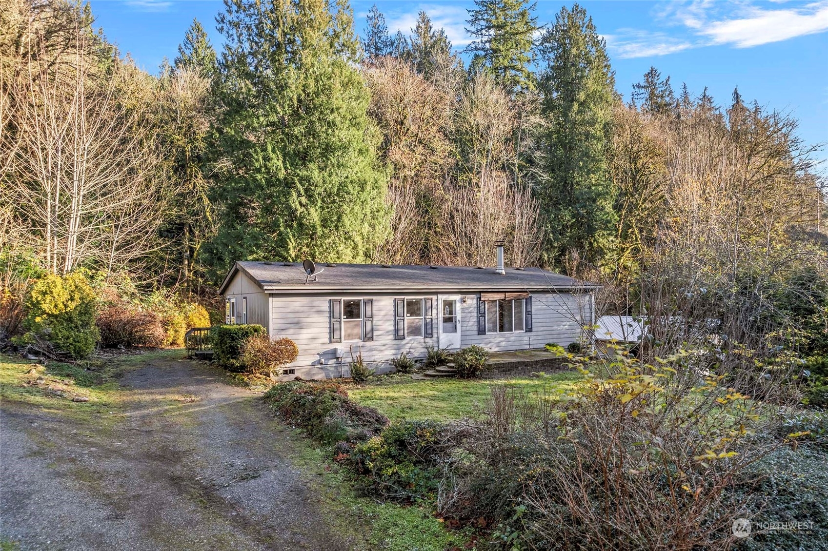 611 Manley Road Bellingham, WA 98229 - Photo 2 of 38 Gallery Image 2