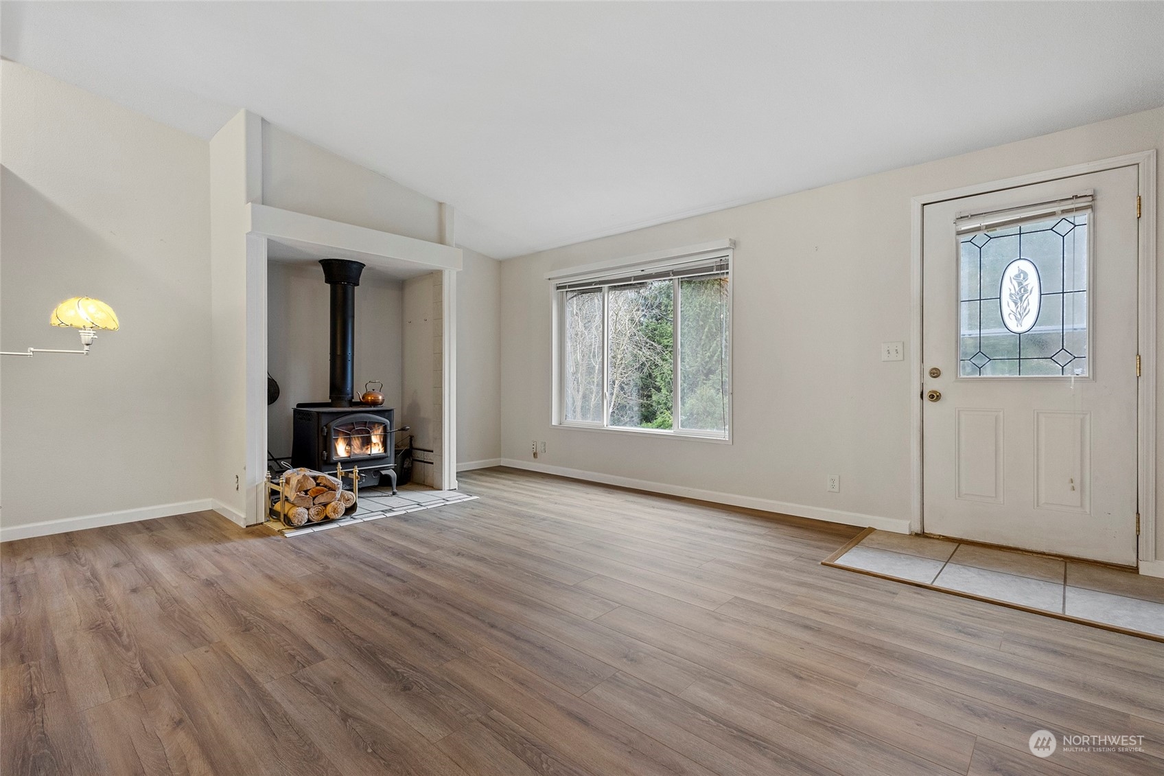 611 Manley Road Bellingham, WA 98229 - Photo 6 of 38 Gallery Image 6