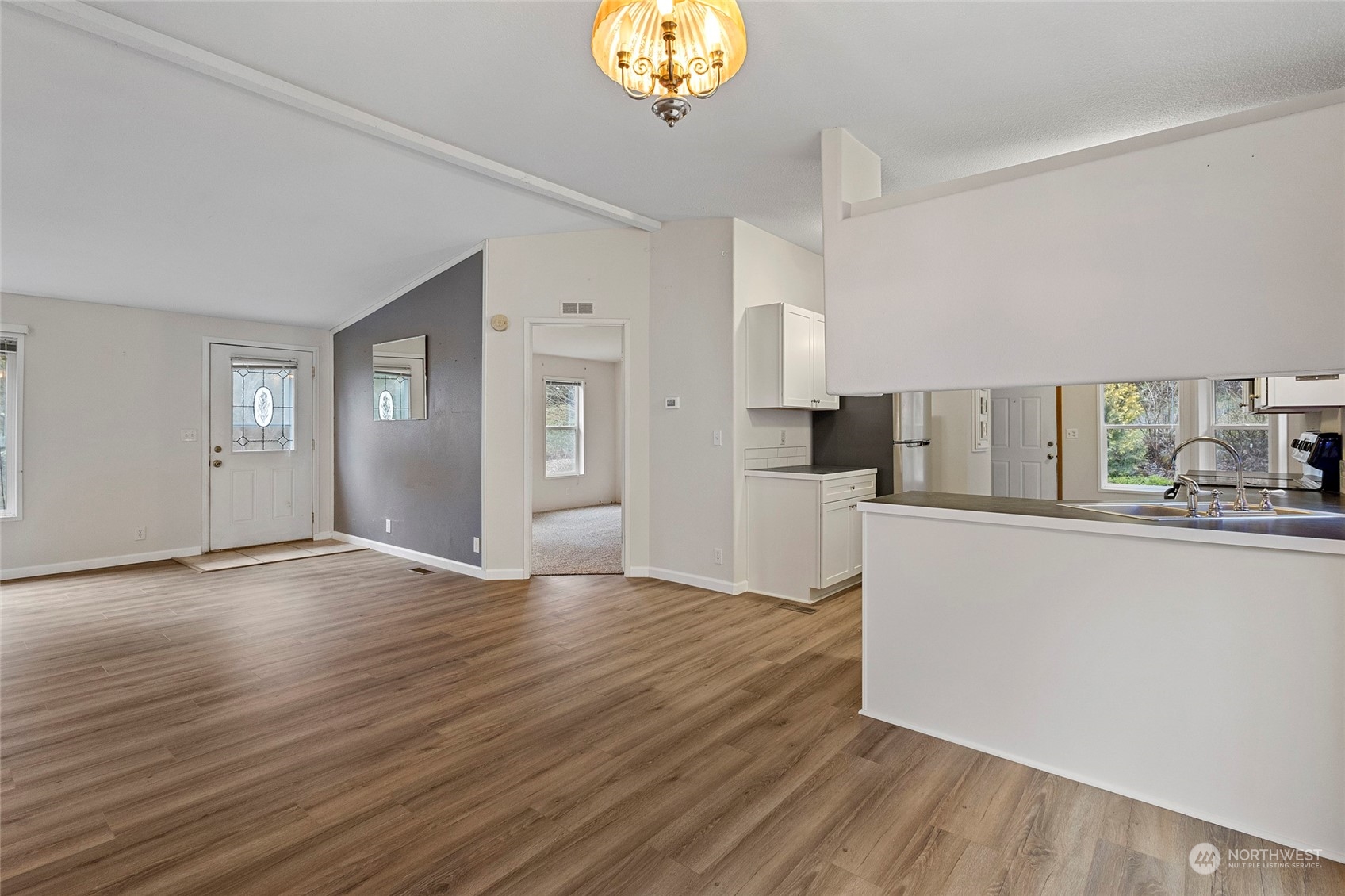 611 Manley Road Bellingham, WA 98229 - Photo 8 of 38 Gallery Image 8