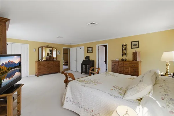 $525,000 | 4 Stonehedge Drive, Bennington, VT 05201