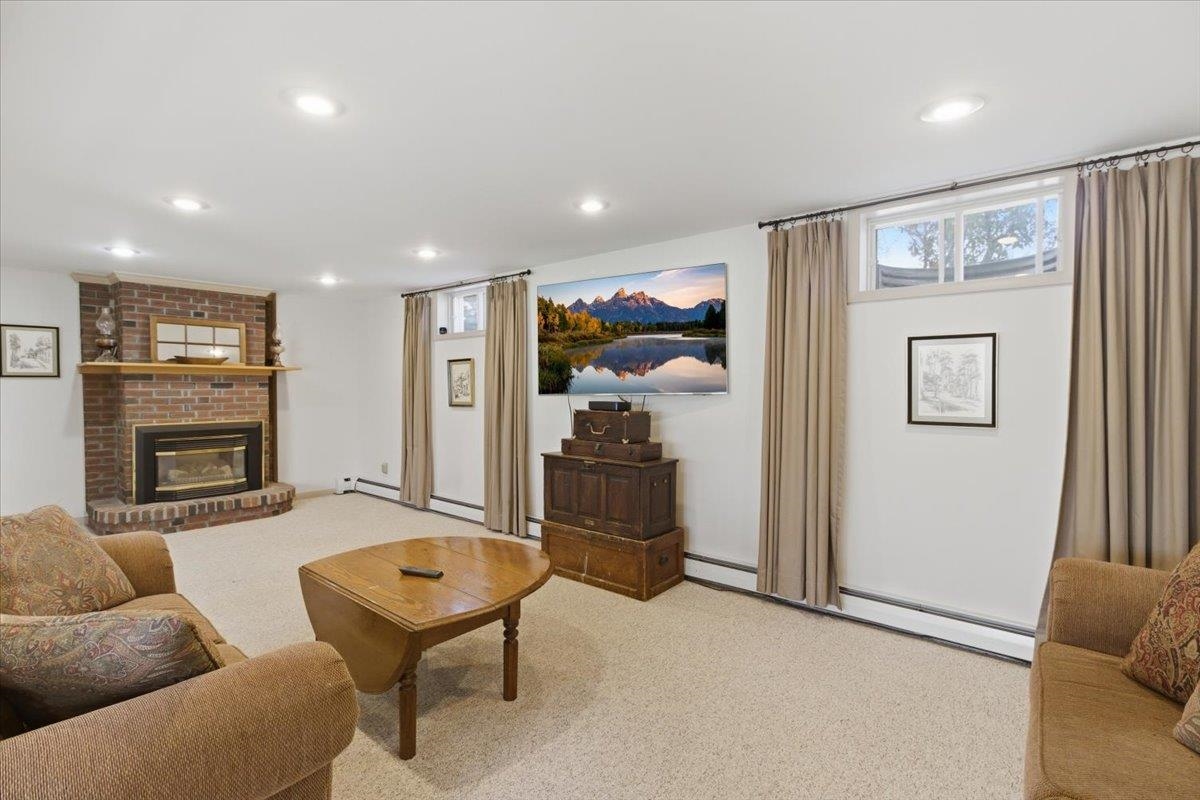 4 Stonehedge Drive Bennington, VT 05201 - Photo 29 of 37