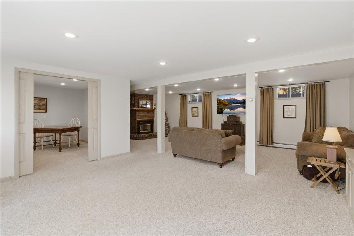 4 Stonehedge Drive Bennington, VT 05201 - Photo 32 of 37