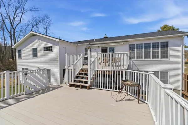 $525,000 | 4 Stonehedge Drive, Bennington, VT 05201