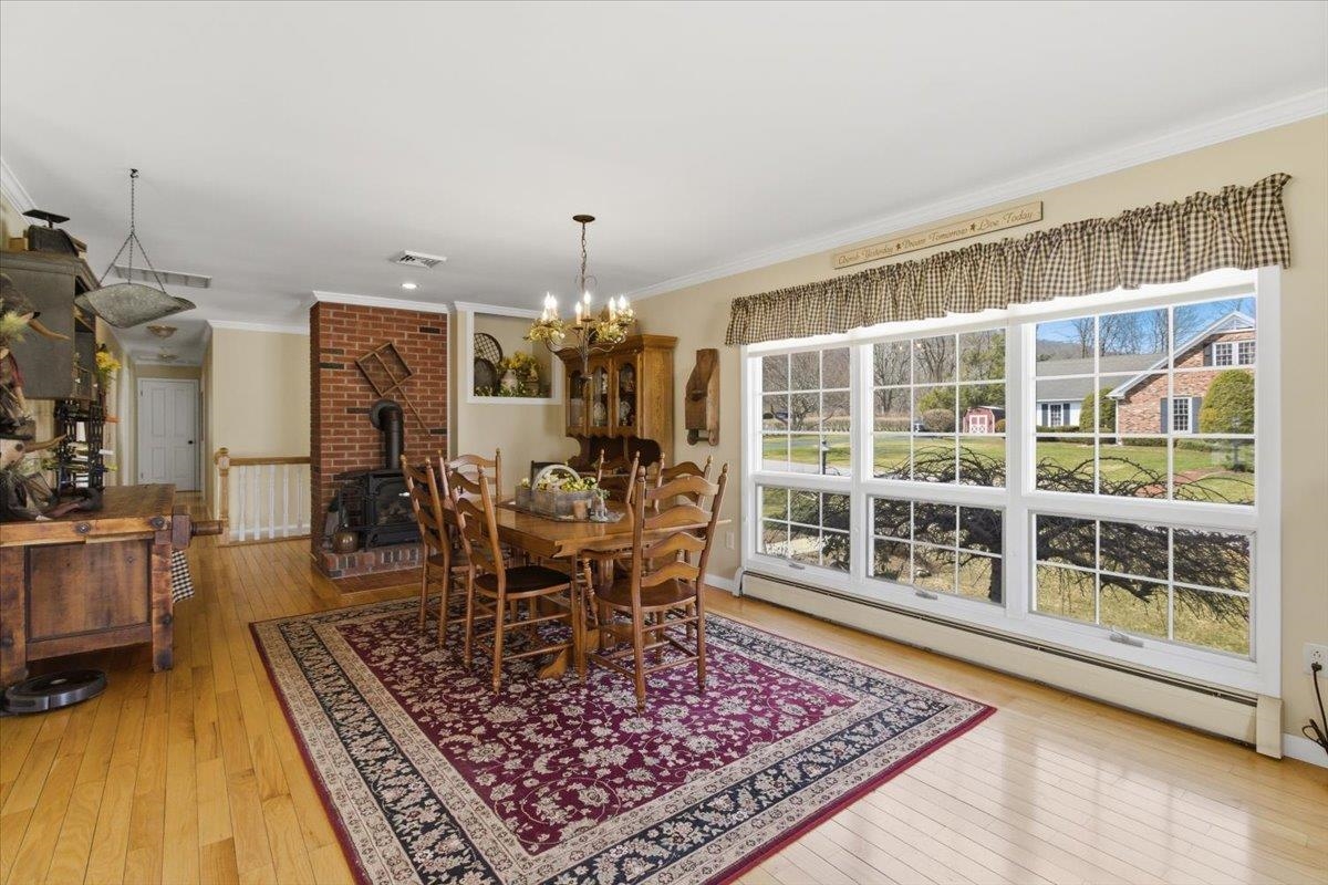 4 Stonehedge Drive Bennington, VT 05201 - Photo 9 of 37