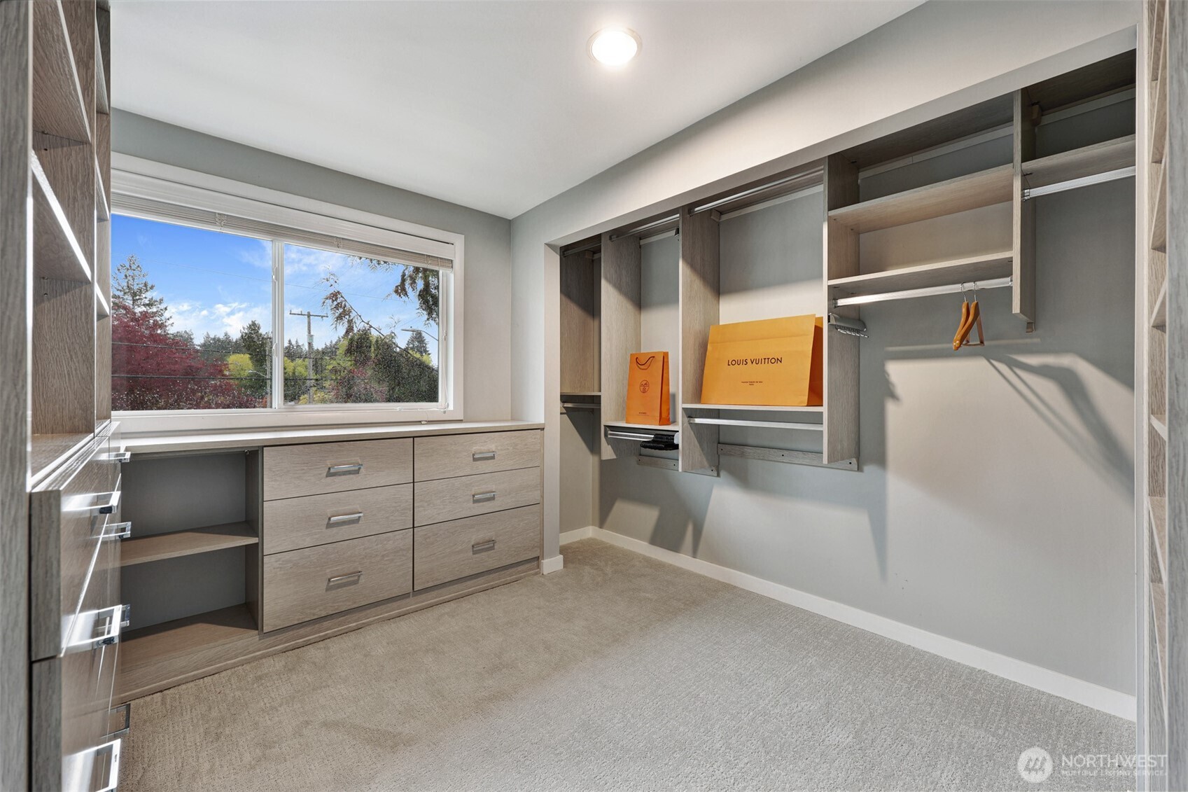 4634 Southwest Frontenac Street Seattle, WA 98136 - Photo 24 of 39