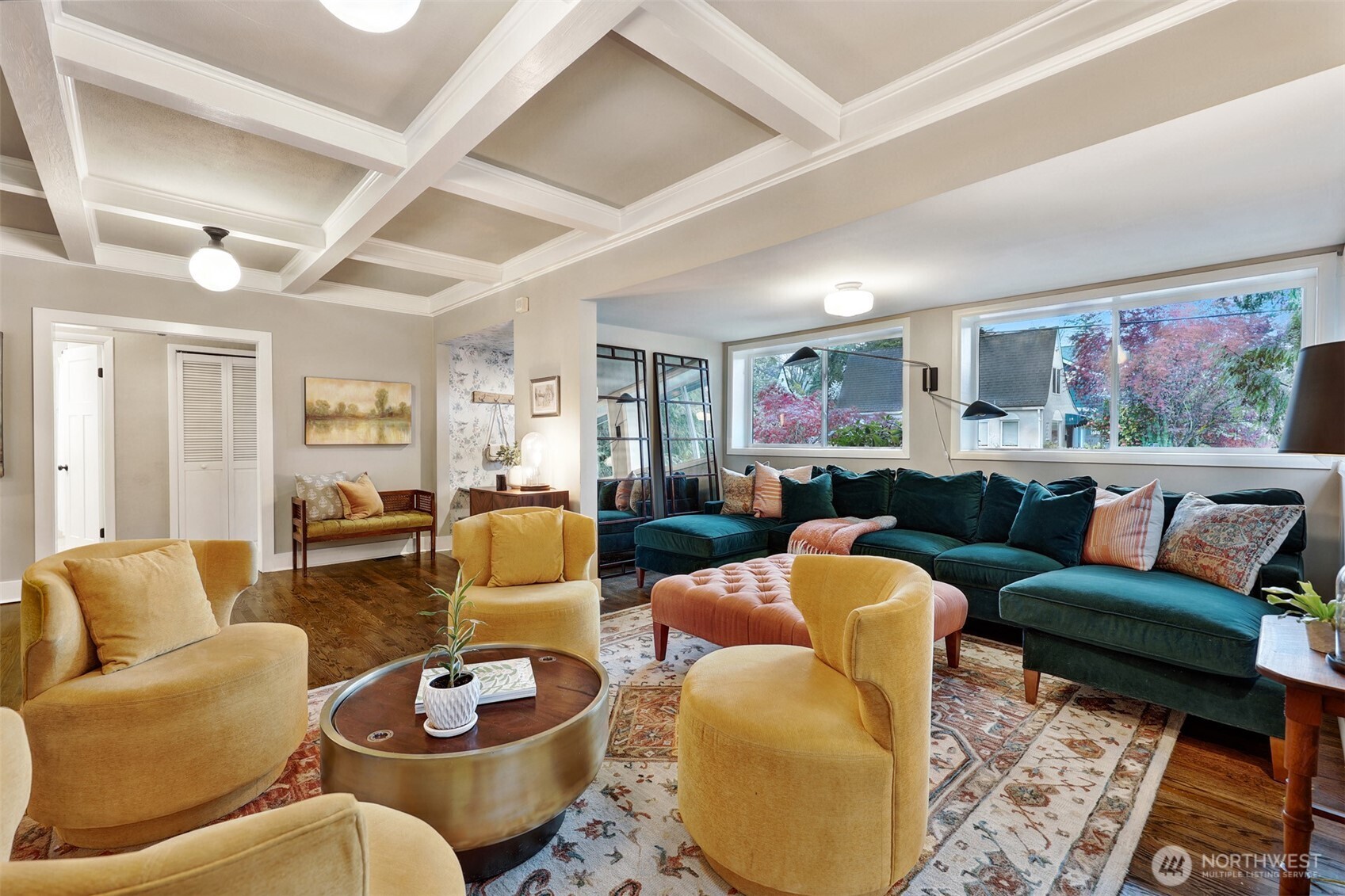 4634 Southwest Frontenac Street Seattle, WA 98136 - Photo 4 of 39