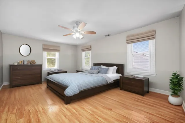 $2,350 | 2623 96th Place, Evergreen Park, IL 60805