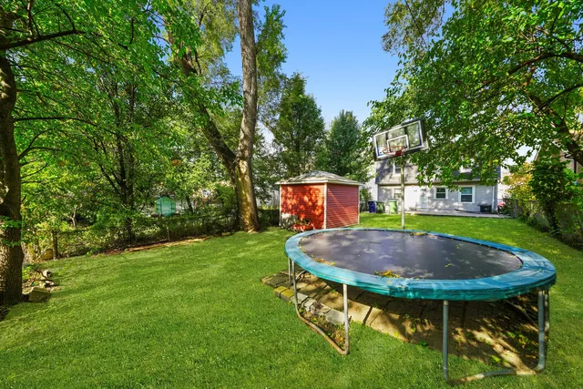 $2,350 | 2623 96th Place, Evergreen Park, IL 60805