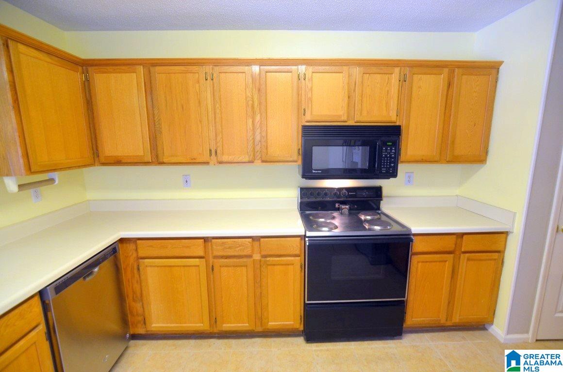 138 Braxton Way Pelham, AL 35124 - Photo 13 of 43