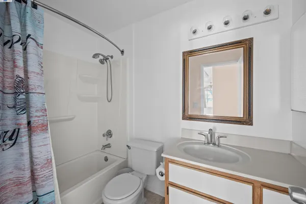 $229,000 | 405 Lighthouse Drive, Vallejo, CA 94590