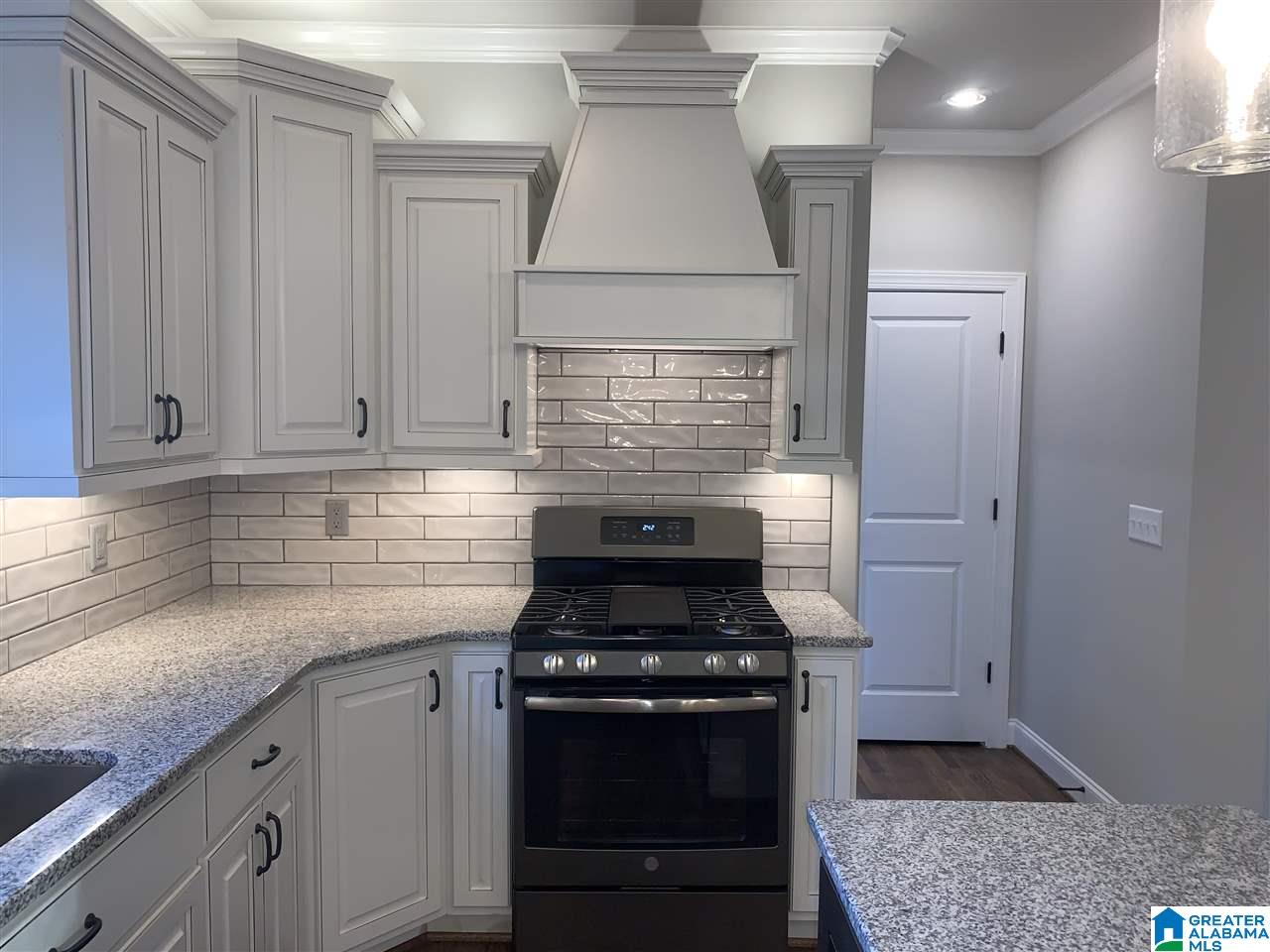 809 Grey Oaks Cove Pelham, AL 35124 - Photo 11 of 34
