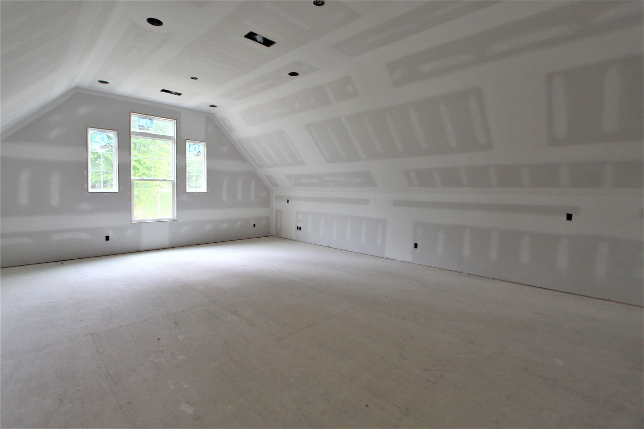 505 Cole's Ferry Road, Unit 6 Gallatin, TN 37066 - Photo 11 of 12 Gallery Image 11