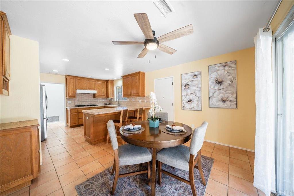 1828 Chapulin Lane Fallbrook, CA 92028 - Photo 11 of 47