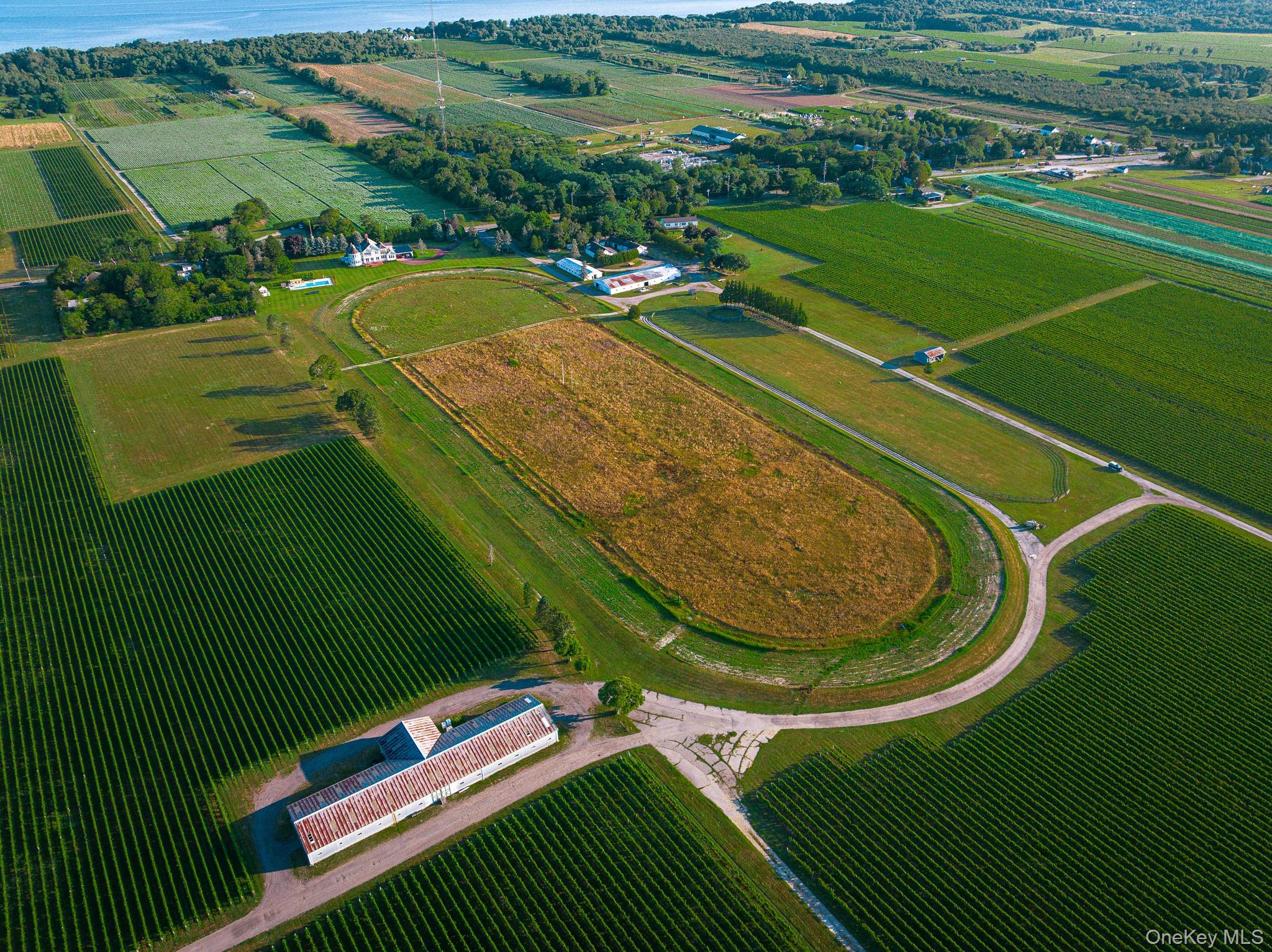 6133 Sound Avenue Riverhead, NY 11901 - Photo 40 of 42 6133 Sound Avenue