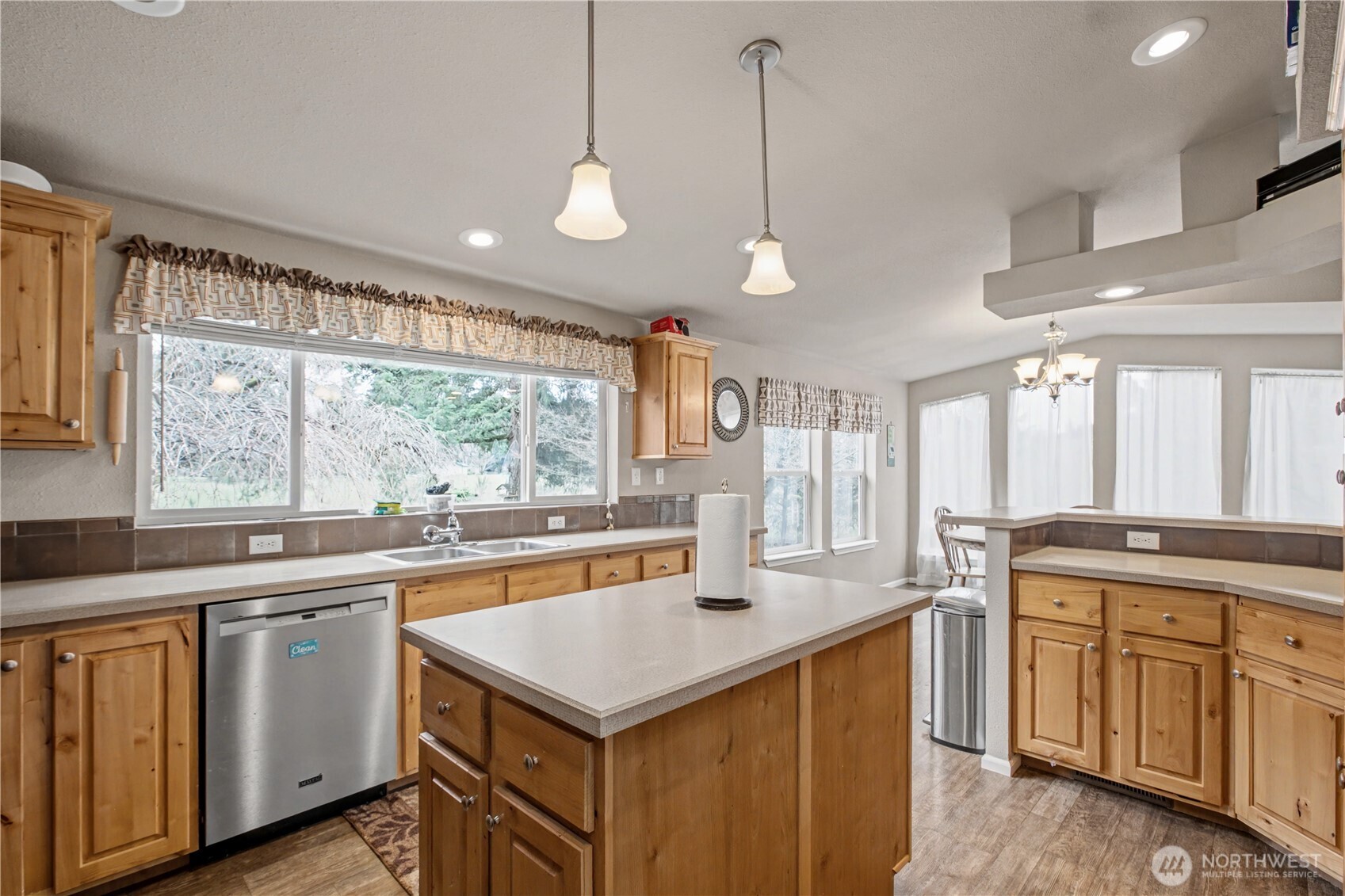 16812 Littlerock Road Southwest Rochester, WA 98579 - Photo 13 of 38 Gallery Image 13
