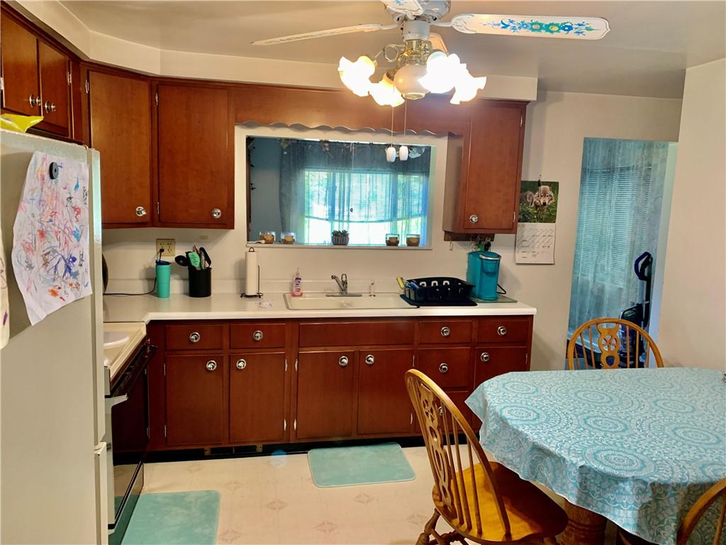 111 Simpson Road Greensburg, PA 15601 - Photo 13 of 19 Gallery Image 13