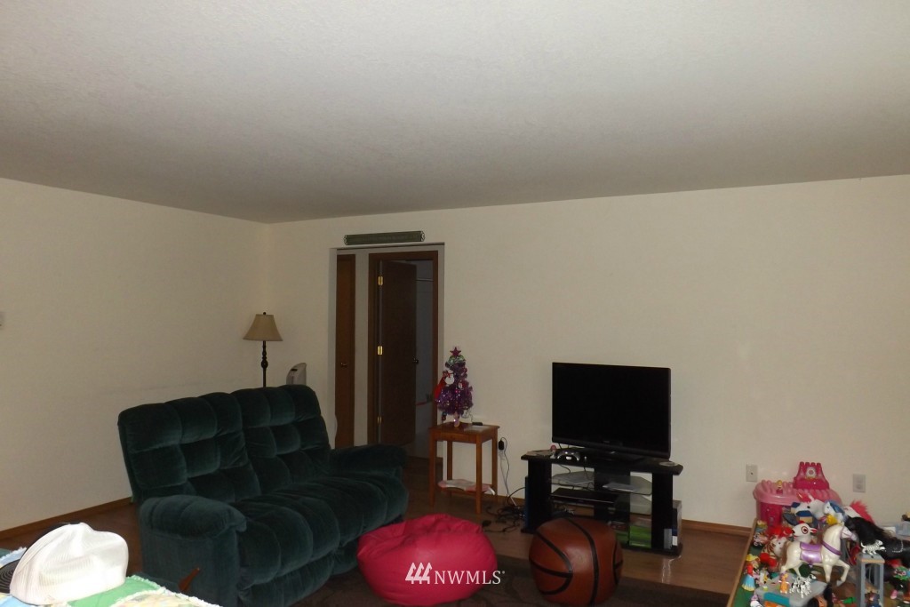 4140 Violet Court Southwest Rochester, WA 98579 - Photo 6 of 6