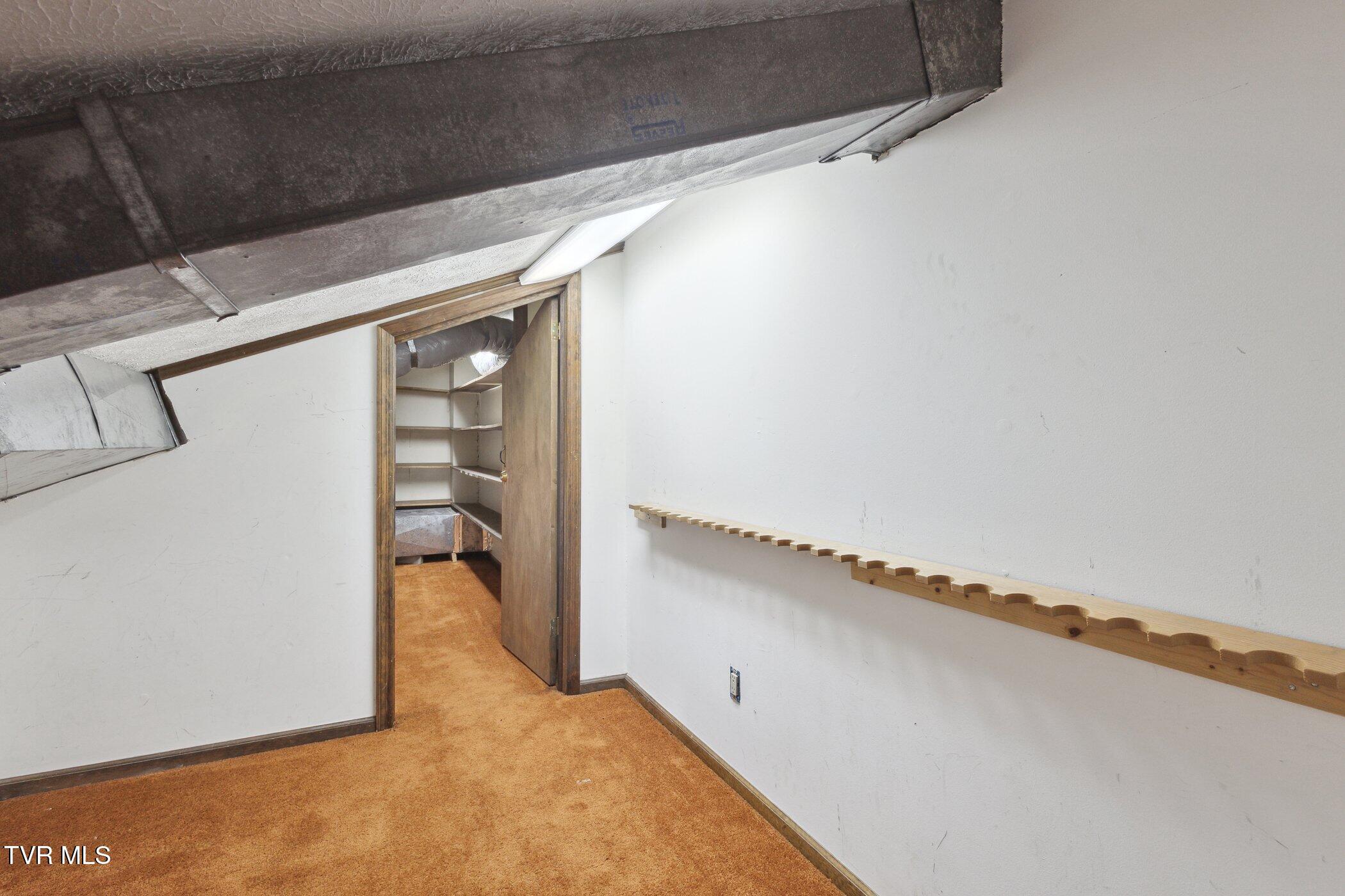 5268 Riverside Drive Raven, VA 24639 - Photo 39 of 48 5268-Riverside-Dr-Raven-VA-24639-WindowS