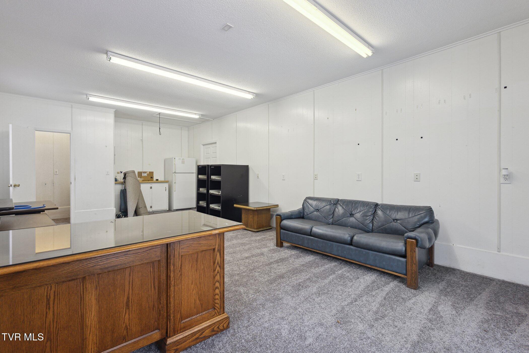 5268 Riverside Drive Raven, VA 24639 - Photo 44 of 48 5268-Riverside-Dr-Raven-VA-24639-WindowS