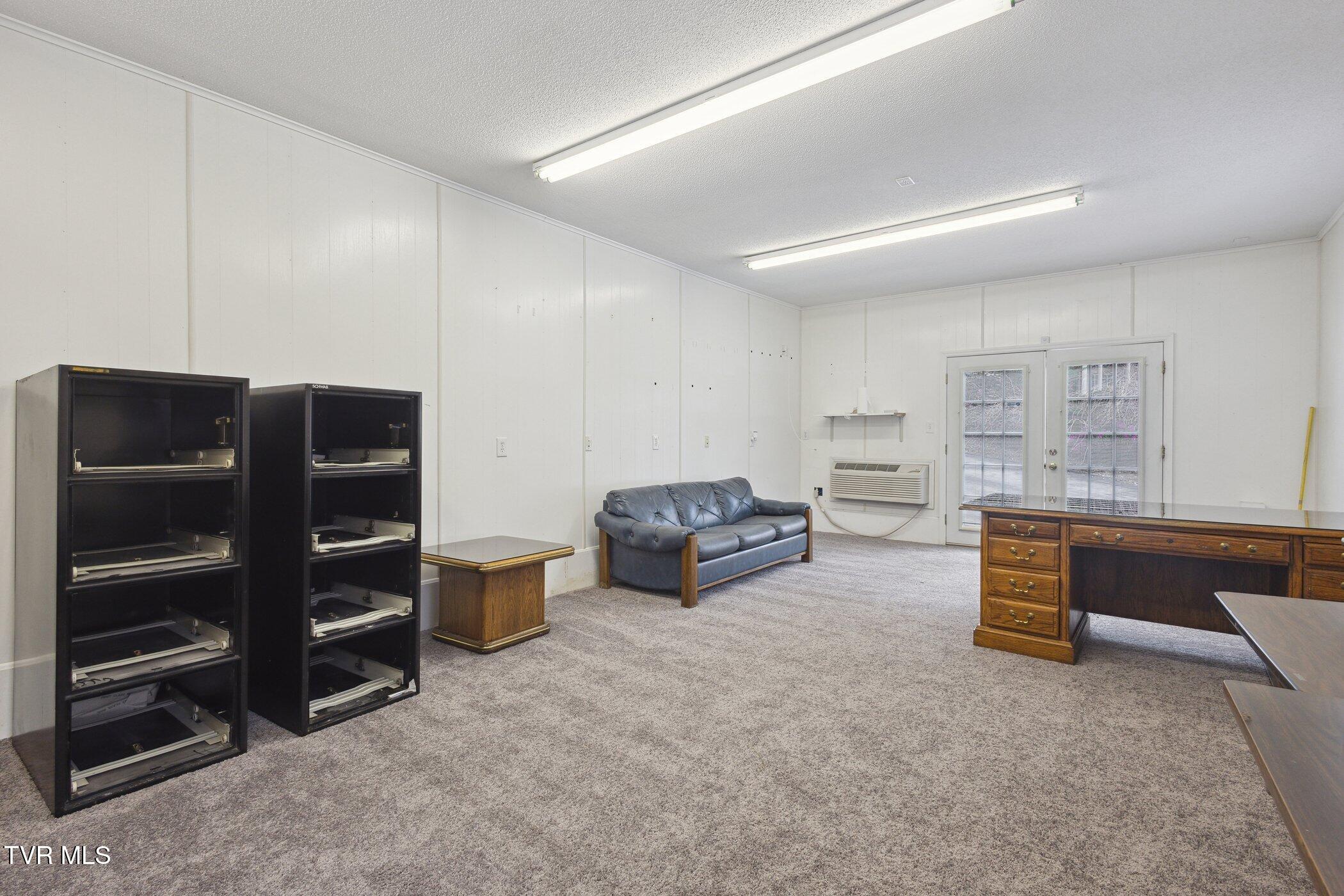 5268 Riverside Drive Raven, VA 24639 - Photo 45 of 48 5268-Riverside-Dr-Raven-VA-24639-WindowS