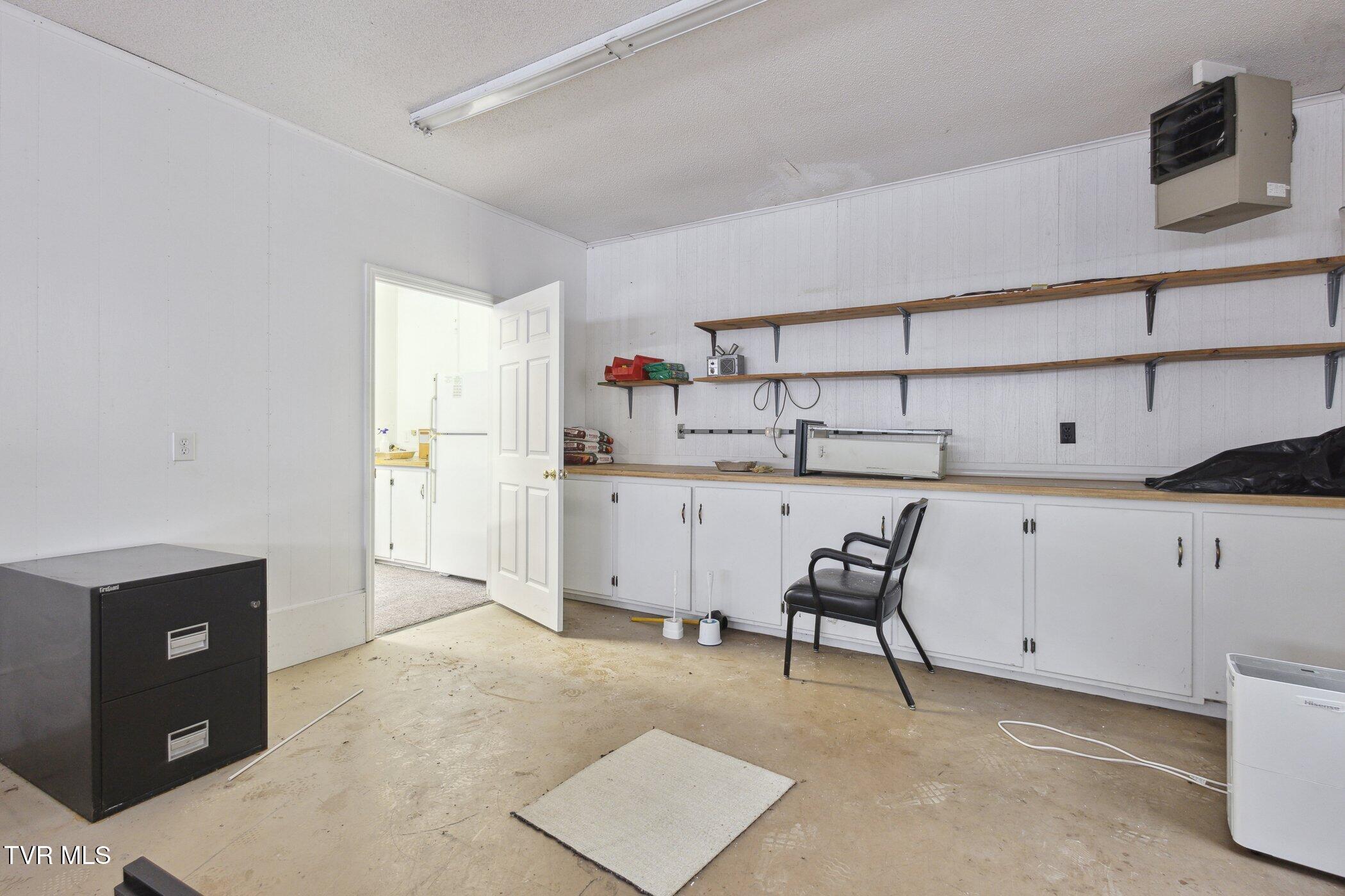 5268 Riverside Drive Raven, VA 24639 - Photo 48 of 48 5268-Riverside-Dr-Raven-VA-24639-WindowS