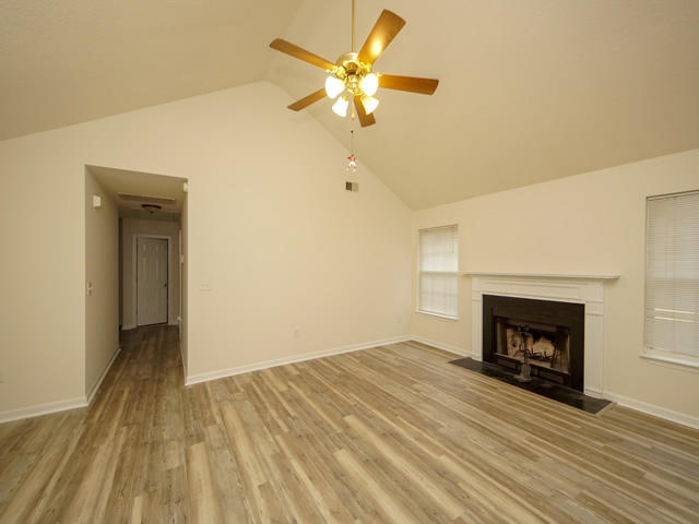 1054 Fort Johnson Road Charleston, SC 29412 - Photo 5 of 24 Family Room