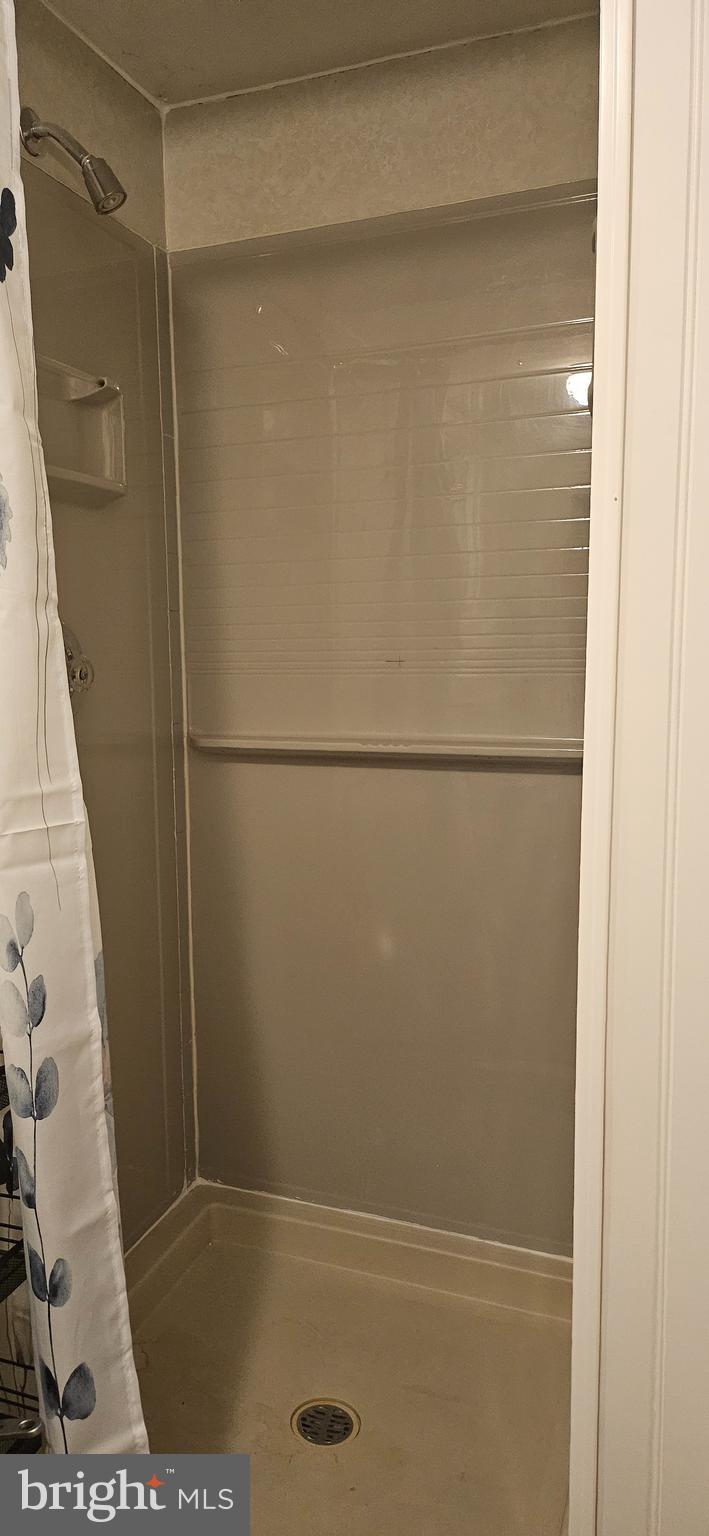 513 Valmore Road Fairless Hills, PA 19030 - Photo 18 of 24 Gallery Image 18