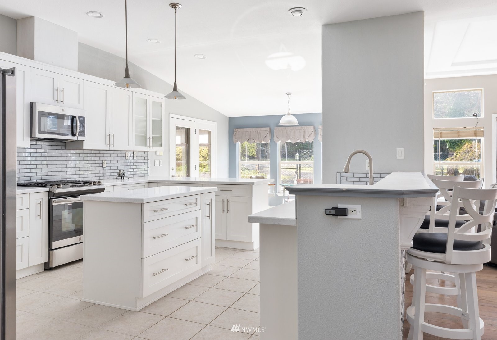 651 Pilchuck Road Greenbank, WA 98253 - Photo 14 of 40 Gallery Image 14