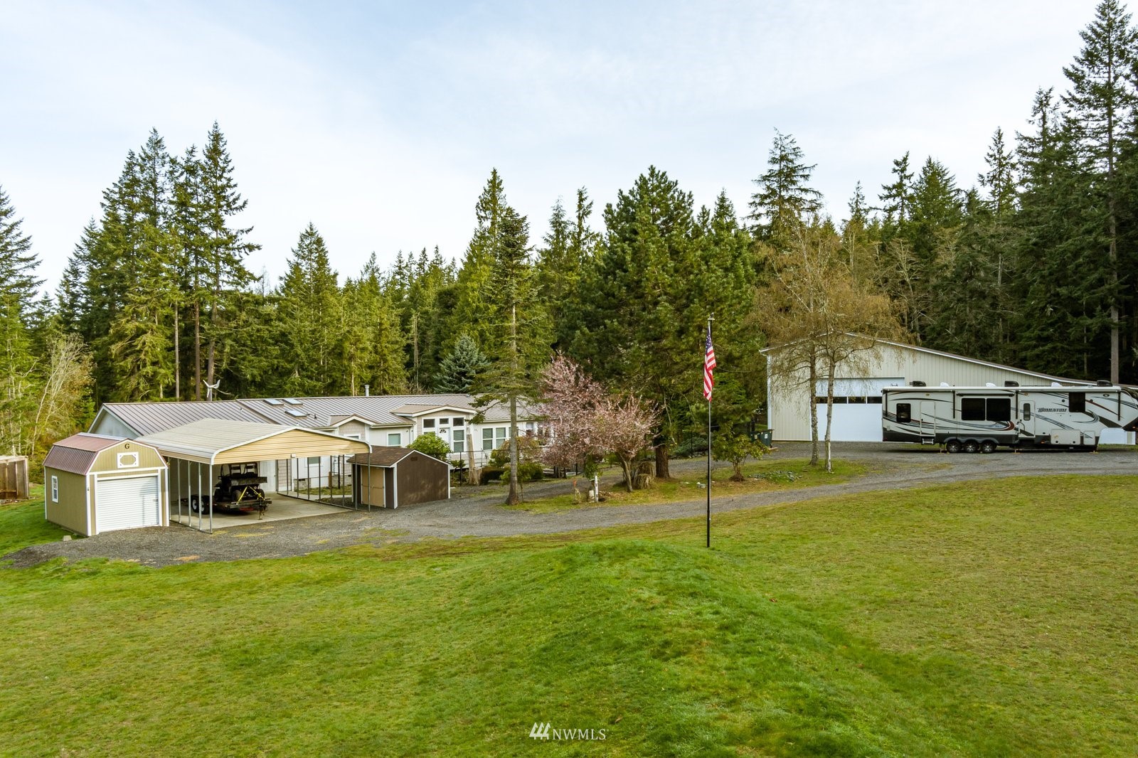 651 Pilchuck Road Greenbank, WA 98253 - Photo 2 of 40 Gallery Image 2