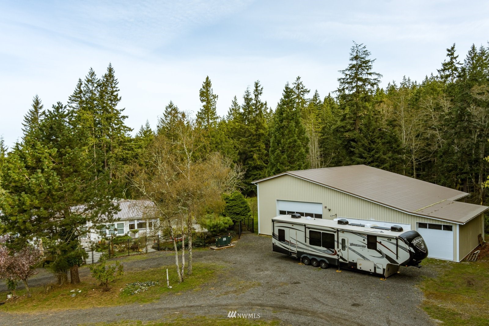 651 Pilchuck Road Greenbank, WA 98253 - Photo 32 of 40 Gallery Image 32
