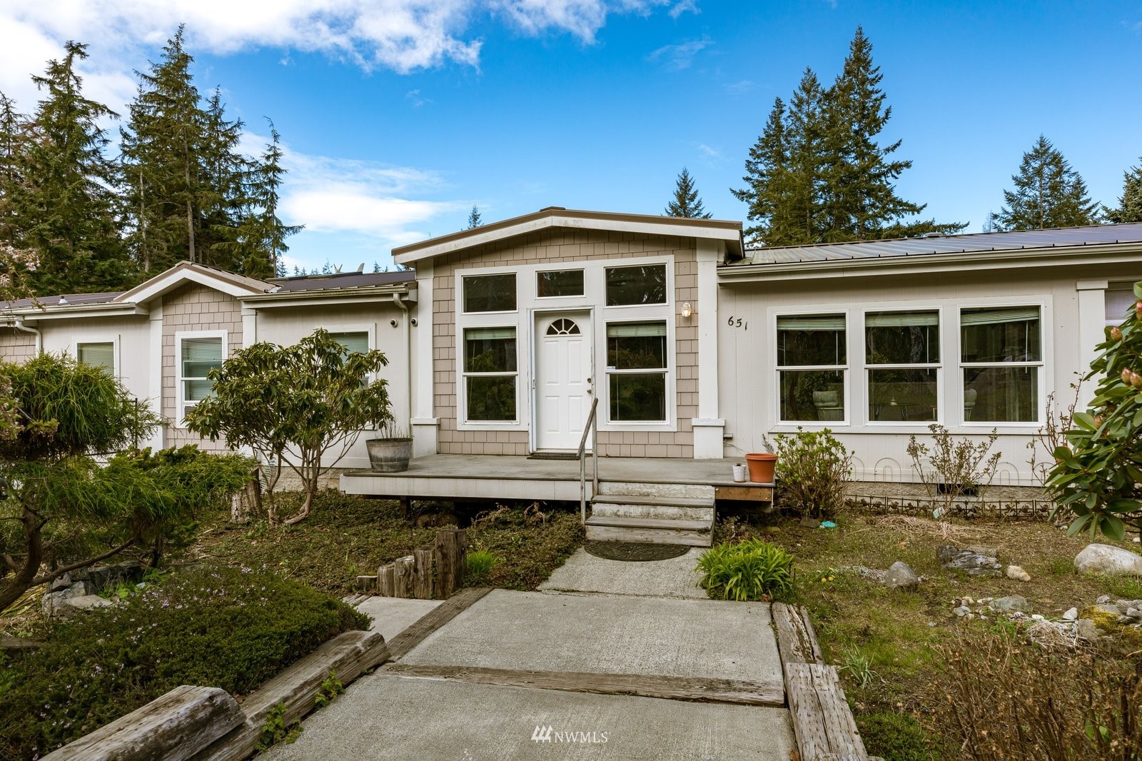 651 Pilchuck Road Greenbank, WA 98253 - Photo 7 of 40 Gallery Image 7