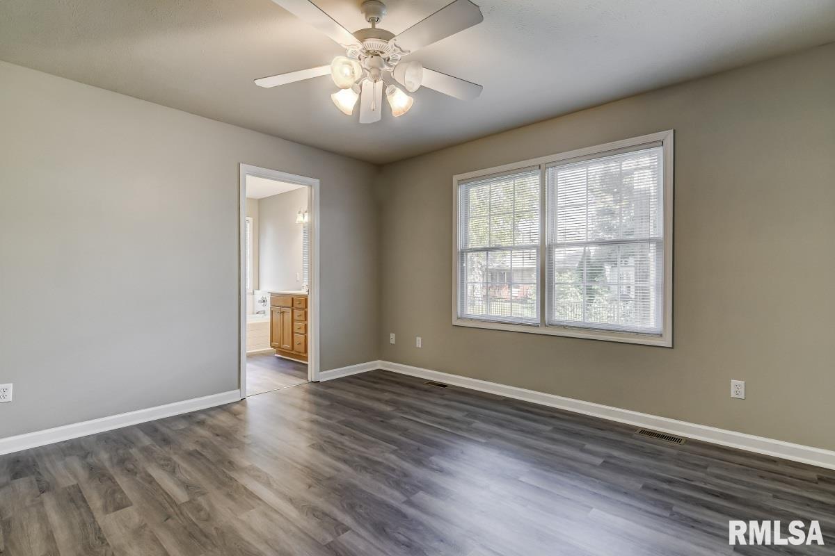 7100 Preston Drive Springfield, IL 62711 - Photo 15 of 33